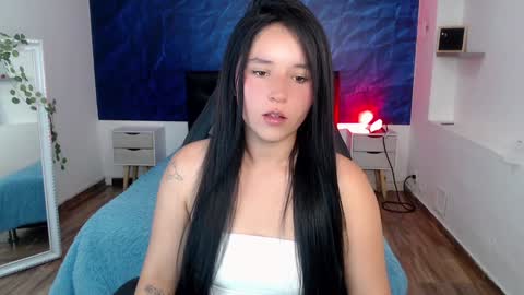 Snapshot of emily_carter19 chatting on 01.22.25 Emily Carter online show from 01.22.25