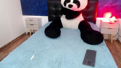 Snapshot of emily_carter19 chatting on 01.23.25 Emily Carter online show from 01.23.25