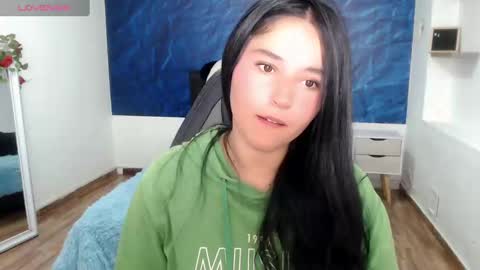 Snapshot of emily_carter19 chatting on 02.27.25 Emily Carter online show from 02.27.25