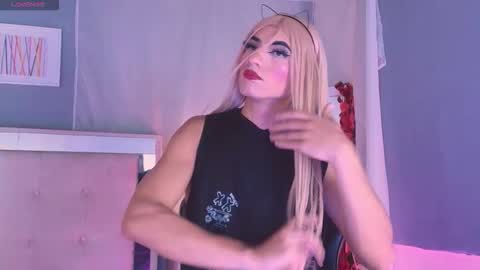 Snapshot of emily_castillo1_ chatting on 03.01.26 emily_castillo1_ online show from 03.01.26