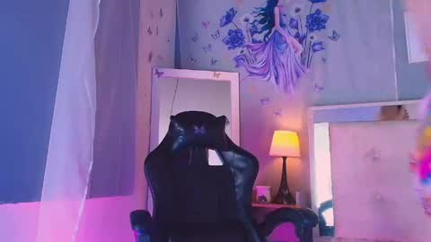 emily_castillo1_ online show from 03.13.26