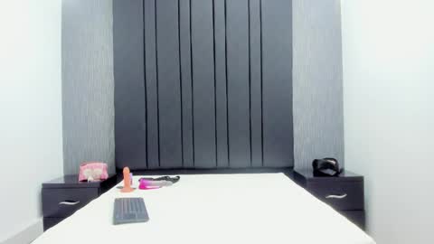 Snapshot of emily_collins69 chatting on 06.06.26 Emily online show from 06.06.26