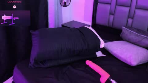 Emi  online show from 04.17.26