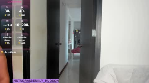 Snapshot of emily_huddson_ chatting on 02.23.25 independet model online show from 02.23.25
