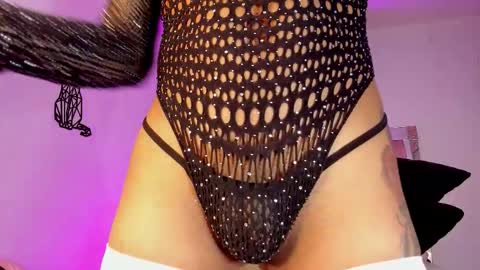 Snapshot of emily_lady20 chatting on 09.19.25 emily lady20 Independient modelIndependiente online show from 09.19.25