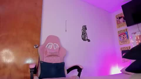 Snapshot of emily_lady20 chatting on 11.27.25 emily lady20 Independient modelIndependiente online show from 11.27.25