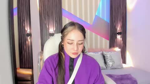 Emily online show from 10.05.25