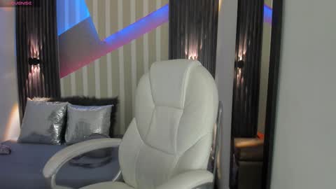 Emily online show from 11.30.25