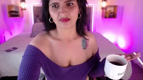 E M I L Y  online show from 09.30.25