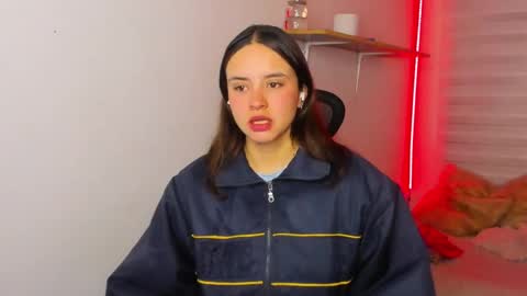 emily_lindey online show from 11.23.25