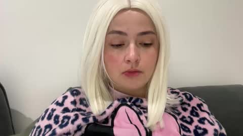 emily_morning_dew online show from 11.04.25