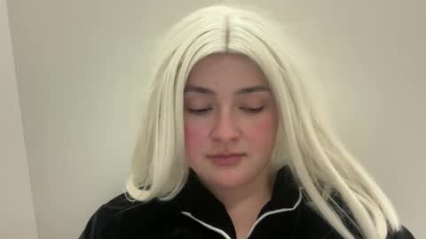 Snapshot of emily_morning_dew chatting on 02.11.26 emily_morning_dew online show from 02.11.26