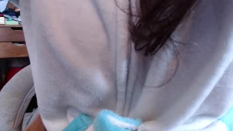 Snapshot of emily_pearl_ chatting on 10.05.25 emily_pearl_ online show from 10.05.25