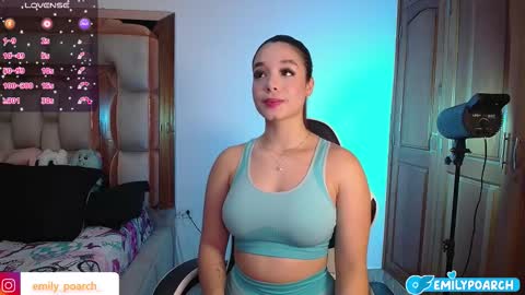 Snapshot of emily_poarch chatting on 02.12.26 emily online show from 02.12.26