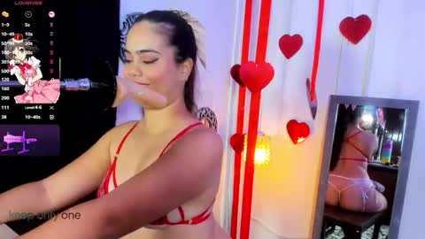 Snapshot of emily_preetygirl chatting on 02.14.26 EMILY online show from 02.14.26