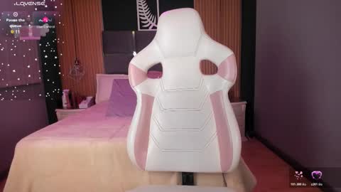 Emily online show from 10.31.25