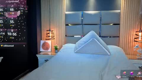 Emily online show from 11.28.25