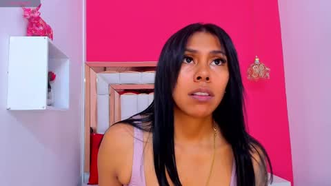 Snapshot of emily_sexy3 chatting on 02.19.25 Emily online show from 02.19.25