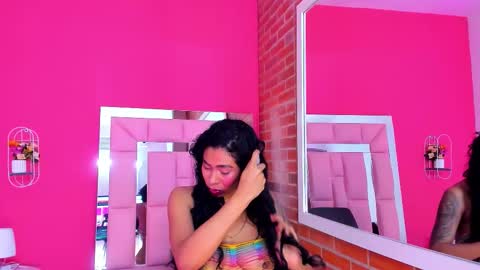 Snapshot of emily_sexy3 chatting on 09.24.25 Emily online show from 09.24.25