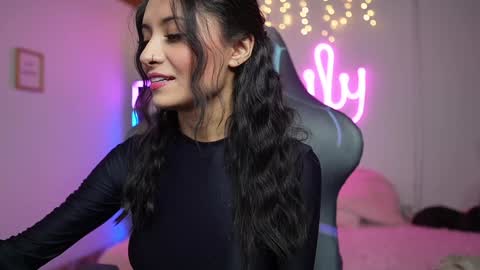 Snapshot of emily_smitt chatting on 01.17.25 emily_smitt online show from 01.17.25