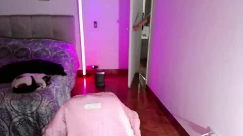 Emily  Swan online show from 11.19.25