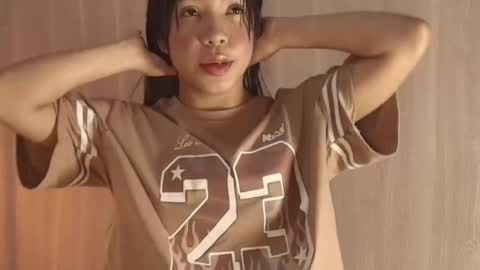 Snapshot of emily_sweett12 chatting on 12.02.25 Emily online show from 12.02.25