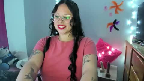 emily_vixen_ online show from 10.20.25