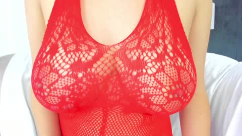 Emilyyy online show from 12.31.24