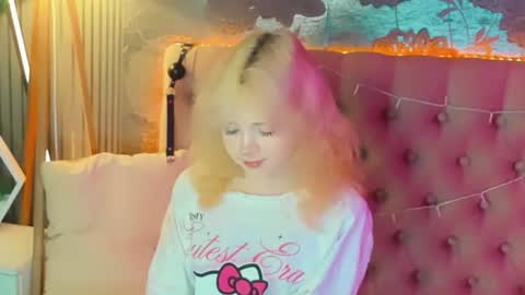 Baby Emelli online show from 07.01.26