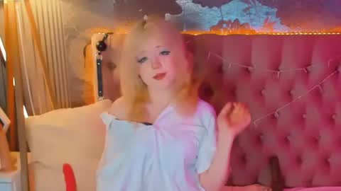 Baby Emelli online show from 07.02.26