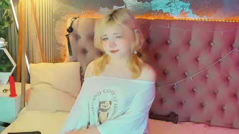 Baby Emelli online show from 07.06.26