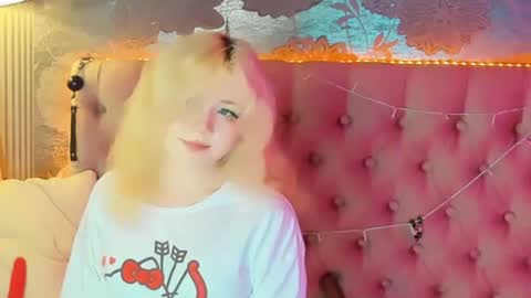 Baby Emelli online show from 07.12.26