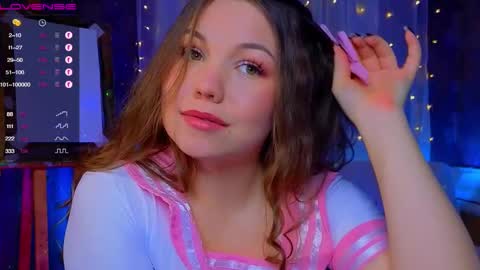 artist Emily online show from 02.10.25