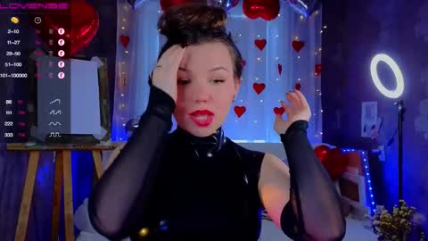 artist Emily online show from 02.15.25