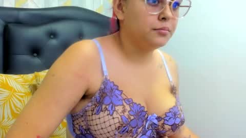 emilybrown21x online show from 09.29.25