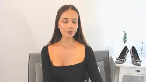 EmilyCharming online show from 12.06.24