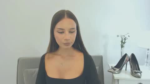 EmilyCharming online show from 02.07.25