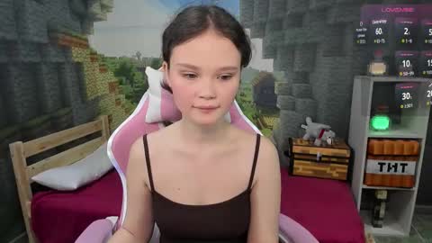 Emilyhaves online show from 09.30.25