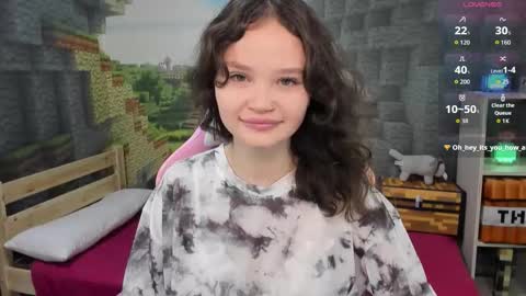 Emilyhaves online show from 10.14.25