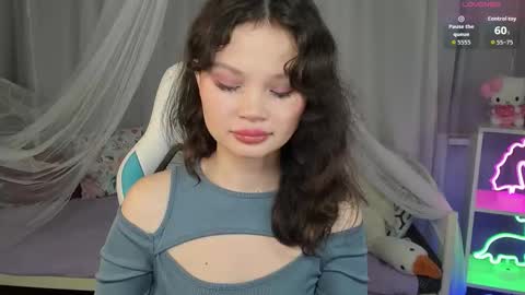 Emilyhaves online show from 11.24.25