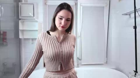 Emily online show from 11.15.25