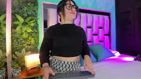 Emilye online show from 06.21.26