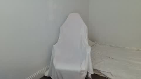 emilyfox5 online show from 12.18.25