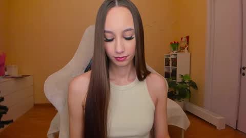 Snapshot of emilyhoston chatting on 03.05.25 Alina online show from 03.05.25