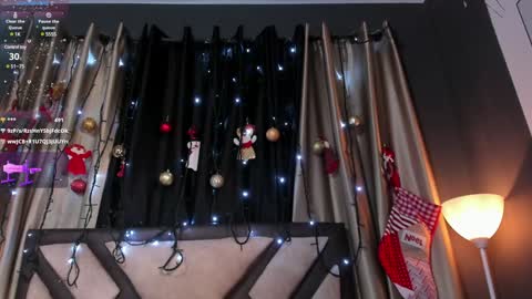 Emily Jhonson online show from 12.12.24