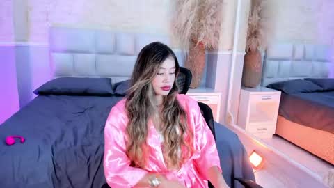 Snapshot of emilyjohnsoon_ chatting on 04.16.26 EmilyJhonson online show from 04.16.26