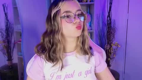 VALEEEN online show from 10.23.25