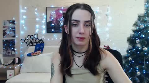 Emyli online show from 12.22.24