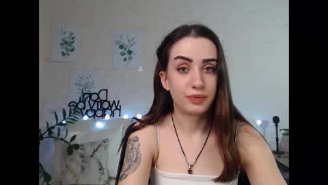 Emyli online show from 01.18.25