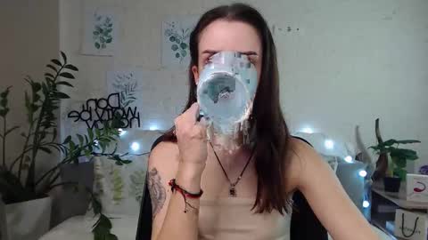 Emyli online show from 02.03.25